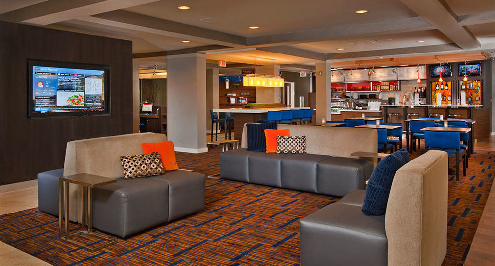 Courtyard By Marriott Dallas Midlothian At Midlothian Conference Center Exterior foto